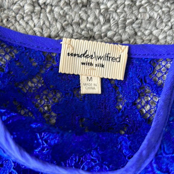 Aritzia Blue Sheer Lace Tank sz. M - Picture 3 of 5